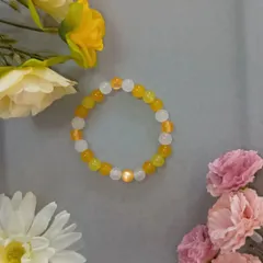 ホワイト×イエロー×オレンジ ビーズブレスレット（16cm）／ハンドメイド・ビタミンカラー・ポップ