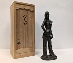 LLADRO リヤドロ3020限定300体証明書付 LLADRO リヤドロ3020限定300体証明書付 - メルカリ