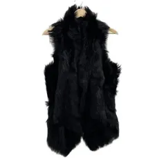 2025年最新】カールドノヒュー ジレの人気アイテム - メルカリ