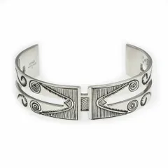 2025年最新】トゥアレグ バングルの人気アイテム - メルカリ