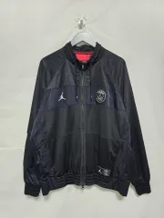 2025年最新】air jordan ナイロンジャケットの人気アイテム - メルカリ