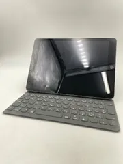 258944914　　Apple iPad（第8世代）　A2270　Wi-Fiモデル　32GB　キーボードセット
