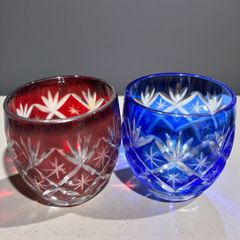 ☆江戸切子 伝統工芸 小鉢 被せガラス 澤倉剛二 花菖蒲文 栞付 直径約