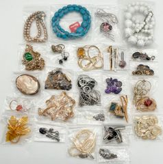 イミテーションアクセサリー まとめ売り 1kg ⑨ イミテーション まとめ アクセサリー⑪ - メルカリ