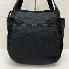 7447　LeSportsac　レスポートサック　 トートバッグ　肩掛け　花　 フラワーモチーフ　デボス加工　 キルティング　ブラック系　黒　 ナイロン　軽量　レディース