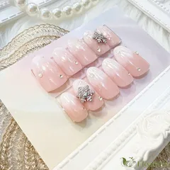 【現品】ネイルチップ　ピンク　白　雪の結晶