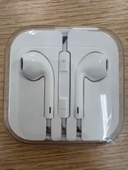 【未使用、未開封】Apple純正 有線イヤホン　マイク付きリモコン搭載