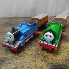 トミー プラレール 「きかんしゃトーマス トーマス、ヘンリー、2個セット」長期保管品 N849