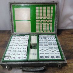 【希少】昭和レトロ 骨牌 竹背 麻雀牌セット 希少・当時物】麻雀牌 竹牌 高級背竹牌 ケース付き 高級麻雀牌
