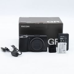 【ショット数3,585】RICOH GR III 高画質 APS-C センサー搭載 コンパクトデジタルカメラ スナップ/旅行用【中古】