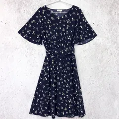 earth music&ecology アースミュージックアンドエコロジー ランダム フラワー ワンピース ネイビー Fサイズ □〇☆