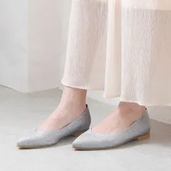 [グリッターシルバー]日本製 パンプス 幅広 ワイズ 4E ポインテッドトゥ ローヒール ぺたんこ 痛くない 柔らかい  疲れない 歩きやすい 軽量 フォーマル 通勤 仕事用 立ち仕事 冠婚葬祭 結婚式 大きいサイズ おしゃれ ラメ k45-34101