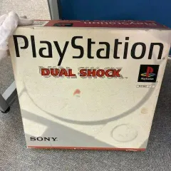 SONY 初代プレステ SCPH-7000　箱付き　PlayStation
