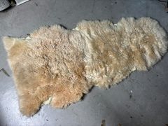 廃盤 新品 LUDDE ルッデ IKEA ムートンラグ ホワイト 羊皮 - メルカリ