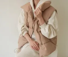 ベージュ ショート ダウン ベスト