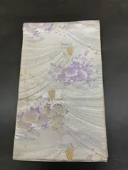 白地に菊の花、蝶々、流水模様の袋帯