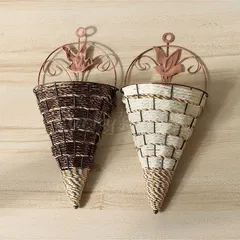 花瓶 花かご 三角壁掛け 鉄芸 籐編み 壁掛け花器 インテリアゴンドラ 花芸 三角かご