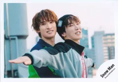 【中古】生写真(STARTO) Snow Man/向井康二・渡辺翔太/横型・上半身/アルバム「RAYS」MVオフショット/公式生写真