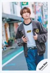 【中古】生写真(STARTO) Snow Man/向井康二/膝上/アルバム「RAYS」MVオフショット/公式生写真