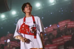 【中古】生写真(男性) SEVENTEEN/JEONGHAN(ジョンハン)/横型・ライブフォト・ポストカードサイズ/DVD「SEVENTEEN WORLD TOUR [BE THE SUN] - SEOUL DVD」UNIVERSAL MUSIC STORE限