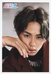 【中古】生写真(男性) 超特急/タクヤ(草川拓弥)/顔アップ・衣装赤・黒・右手頬・背景グレー/「超特急 2017 SUMMER FES GOODS」生写真 第30弾