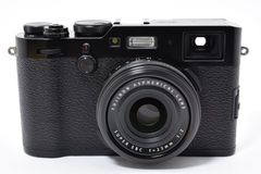 ★極上★ フジフイルム FUJIFILM X100F ブラック 《ショット数2199回！》★完動品★ #021P551A511146