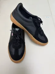 カンゴール ブラック スニーカー