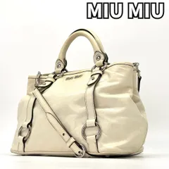 【軽やかな存在感】　MIU MIU ミュウミュウ　トートバッグ 2WAY ヴィッテロレザー クロスボディ レディース RN0685　アイボリー系