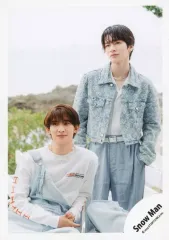 【中古】生写真(STARTO) Snow Man/深澤辰哉・向井康二/膝上/シングル「BREAKOUT / 君は僕のもの」MV＆ジャケ写オフショット/公式生写真