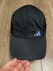 美品　adidas   キャップ　ブラック　F