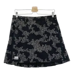サイズ：13 MUNSING WEAR マンシングウェア  インナー付 プリーツスカート カモフラ ブラック系 [240101580985] ゴルフウェア レディース ストスト