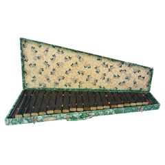 Item thumbnail for item f45269b6-1995-47a7-b2fe-d25846da6247