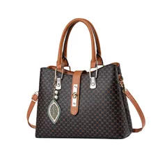 【特価商品】仕切り 女性用カバン 肩掛け 撥水 底鋲付き おしゃれ ビジネス 上品 PUレザー レトロ風 秋冬 斜めがけバッグ ブランド ショルダー 通勤 レディース 人気 ハンドバッグ プレゼント NICOLE&DORIS