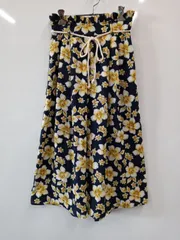 ピB98●LOERYS FARM●ローリーズファーム●ワイドパンツ●七分丈パンツ●総柄●花柄●sizeF●黒×白x黄
