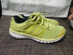 アディダス デュラモ6 超軽量スニーカー 230