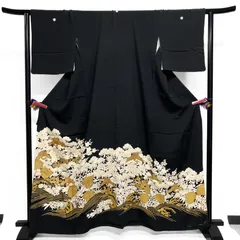 黒留袖　金駒刺繍　金彩　鶴　葵　宝尽くし　波　松竹梅　着物　122b d ms