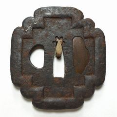 鉄地竪丸形雲龍図鐔　志水甚五？　毛彫　金銀布目象嵌　両櫃孔　赤銅覆輪　肥後金工 ☆鉄地竪丸形雲龍図鐔 志水甚五？ 毛彫 金銀布目象嵌 両櫃孔 赤銅覆輪