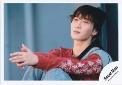 【中古】生写真(STARTO) Snow Man/渡辺翔太/横型・膝上/アルバム「RAYS」MVオフショット/公式生写真