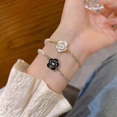 ピンク薔薇バラのドライフラワーと淡水パールのブレスレット～本物の花