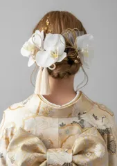 即日発送 ●再販●成人式卒業式 結婚式●胡蝶蘭高級造花　前撮り　振袖　和装　着物