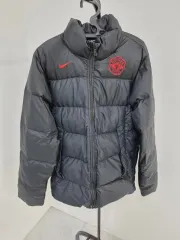 マンチェスター・ユナイテッドFC ダウンジャケット リバーシブル　赤黒 Mサイズ FIRST DOWN（ファーストダウン） ダウンジャケット ダウン バブル