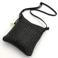 【美品】ショルダーバッグ サコッシュ 黒 編み込み レザー 調
