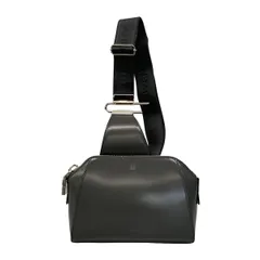 け*い様 【美品】 GIVENCHY MMW期　アンティゴナボディーバック　ジバ ジバンシィの新作バッグ『アンティゴナ キューブ』が発売 | LVMH