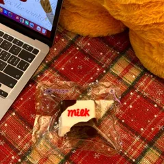 BLACKPEARLSTUDIO　ブラックパールスタジオ　水感　とろんミルクチョコレート　 スクイーズ　　とろんスクイーズ　にぎにぎ　捏捏　一つ　みずみずしい　チャーム　飾り