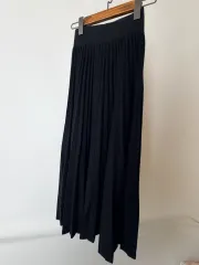 【新品タグ付き】ポロラルフローレン 黒 プリーツ ロングスカート 2025年最新】POLO RALPH LAUREN レディース ロングスカートの人気