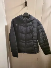 2025年最新】デサントゴルフ ダウンの人気アイテム - メルカリ