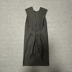 2025年最新】PRADA レディース ロングワンピースの人気アイテム - メルカリ