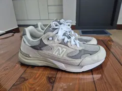 ニューバランス 992