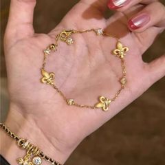 ユリモチーフ  ゴールドブレスレット レディース 華奢 上品 高見え フェミニン 韓国アクセ ギフト