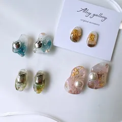 イヤリング変更可◯ レジン/金箔とパールのカラーニュアンスレジンイヤリング／ピアス